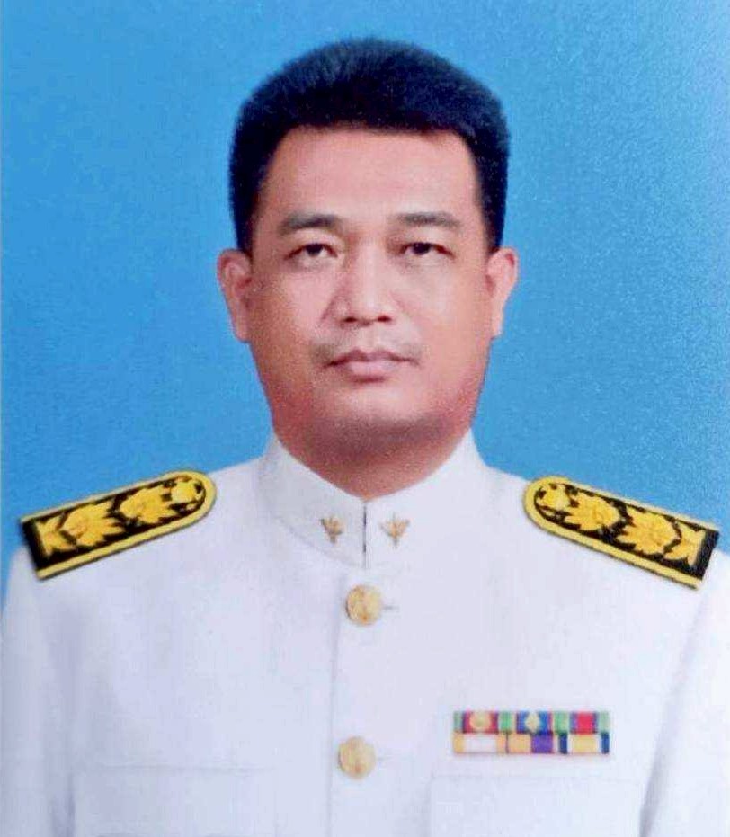 นายชัยรัตน์ สุบิน